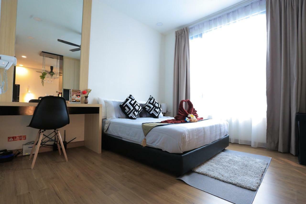 Mlh Deluxe Studio Suites @ Landmark Residence Cheras Exteriör bild