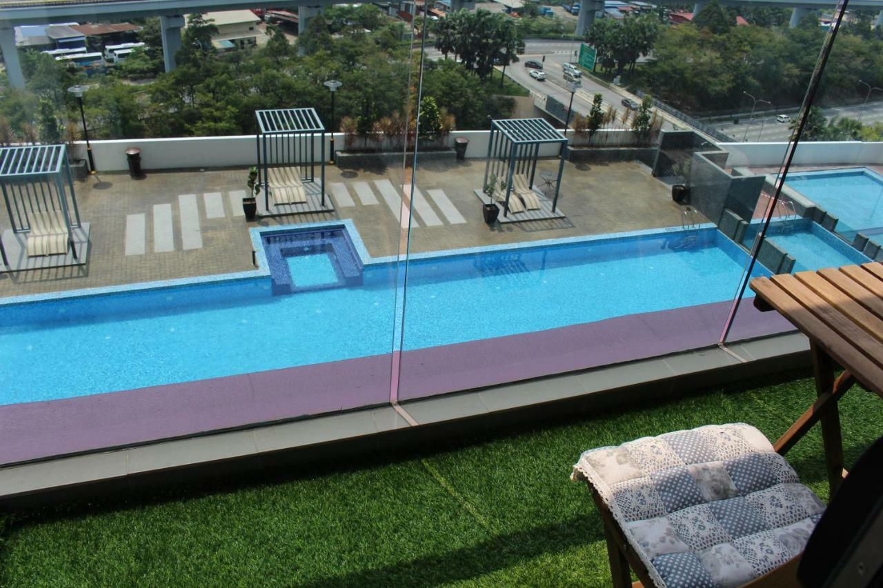 Mlh Deluxe Studio Suites @ Landmark Residence Cheras Exteriör bild